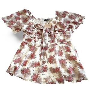 NWT Bloomchic Floral Coquette Blouse With Flutter Sleeves Size US 10